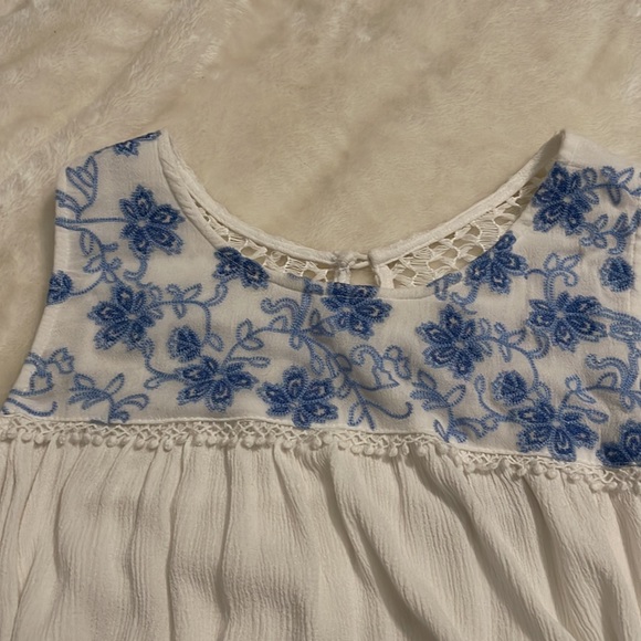 Miss Me cold shoulder flowy crop top - Picture 8 of 9